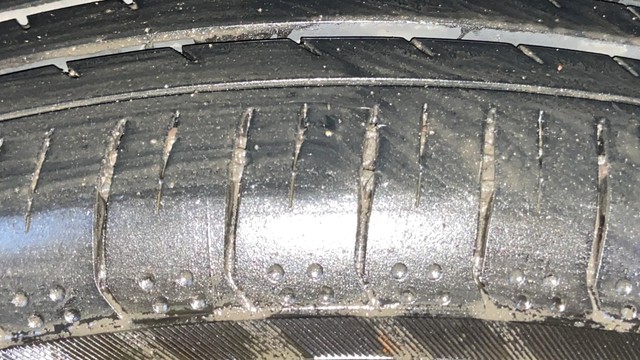 Second-hand 2021 Jeep Compass 2.0 Limited 4X4 Opt Diesel AT BSVI for sale in Surat-5