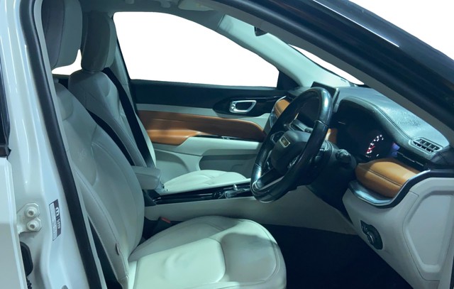 Second-hand 2021 Jeep Compass 2.0 Limited 4X4 Opt Diesel AT BSVI for sale in Surat-26