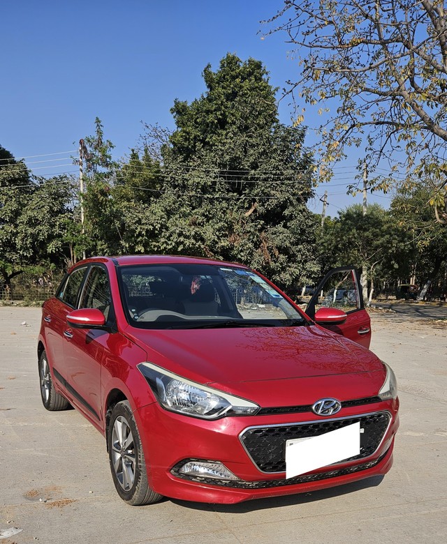 Second-hand 2015 Hyundai i20 1.2 Anniversary Edition for sale in Faridabad-12