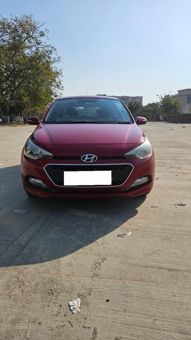Second-hand 2015 Hyundai i20 1.2 Anniversary Edition for sale in Faridabad-5