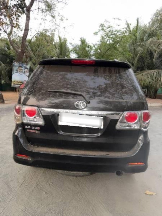 Toyota Fortuner 4x4 MT Second-hand 2015 Toyota Fortuner 4x4 MT for sale in Sathupalli-3