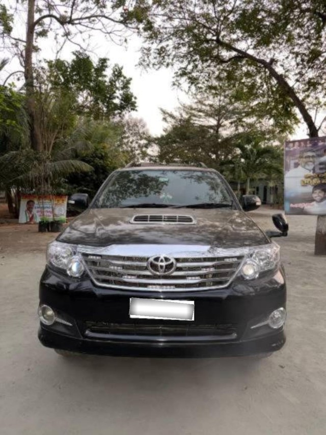Toyota Fortuner 4x4 MT Second-hand 2015 Toyota Fortuner 4x4 MT for sale in Sathupalli-8