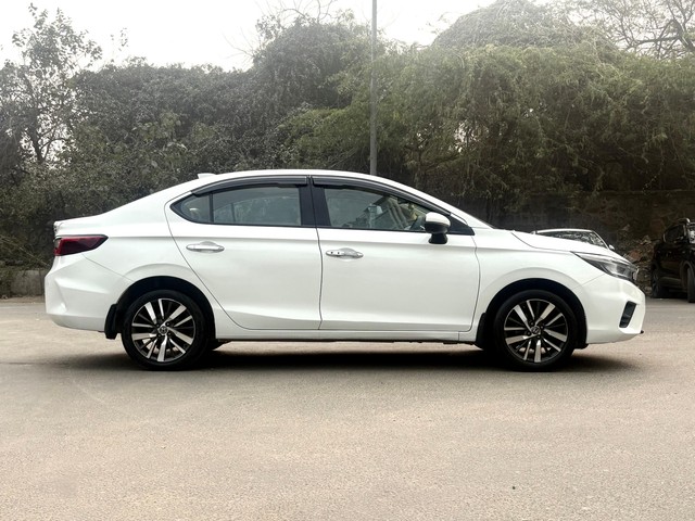 Second-hand 2022 Honda City ZX CVT for sale in New Delhi-1