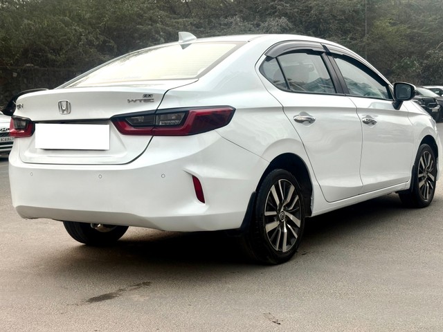 Second-hand 2022 Honda City ZX CVT for sale in New Delhi-9