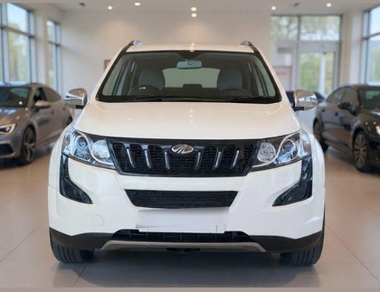 Mahindra XUV500 W6 1.99 mHawk Second-hand 2016 Mahindra XUV500 W6 1.99 mHawk for sale in New Delhi