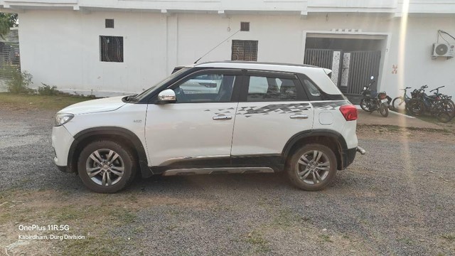 Second-hand 2017 Maruti Vitara Brezza ZDi Plus for sale in Raipur-2