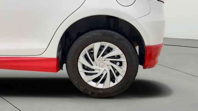 Second-hand 2016 Maruti Swift VXI for sale in Ahmedabad-26