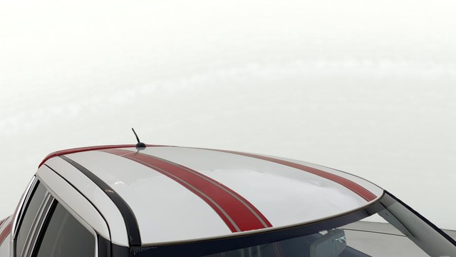 Second-hand 2016 Maruti Swift VXI for sale in Ahmedabad-8