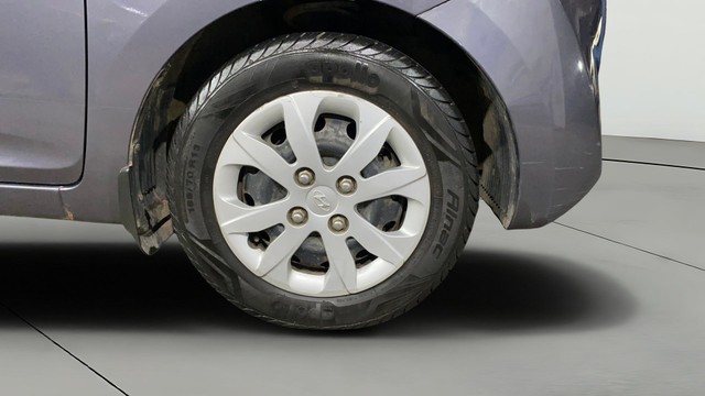 Second-hand 2018 Hyundai EON Magna Plus for sale in Kolkata-26