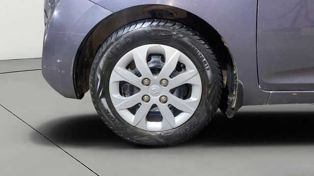 Second-hand 2018 Hyundai EON Magna Plus for sale in Kolkata-29