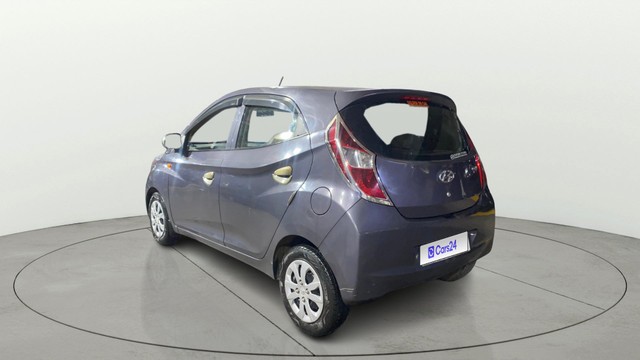 Second-hand 2018 Hyundai EON Magna Plus for sale in Kolkata-15