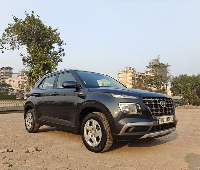 Second-hand 2019 Hyundai Venue S BSIV for sale in Mumbai-17