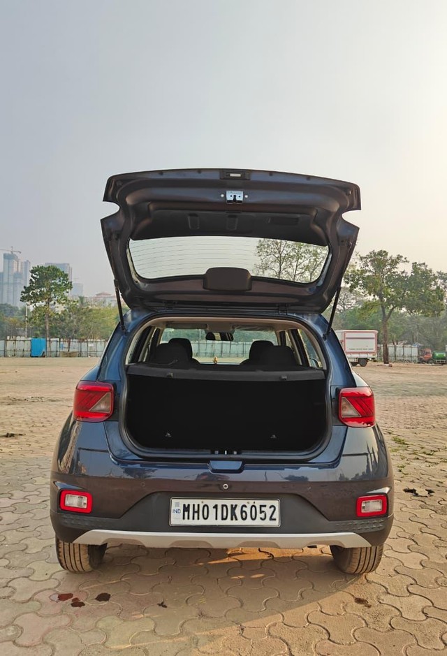 Second-hand 2019 Hyundai Venue S BSIV for sale in Mumbai-12