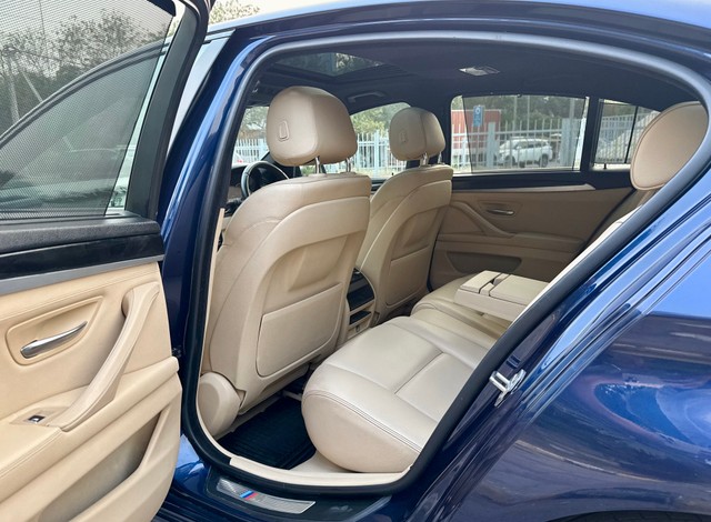 BMW 5 Series 520d M Sport Second-hand 2017 BMW 5 Series 520d M Sport for sale in New Delhi-13
