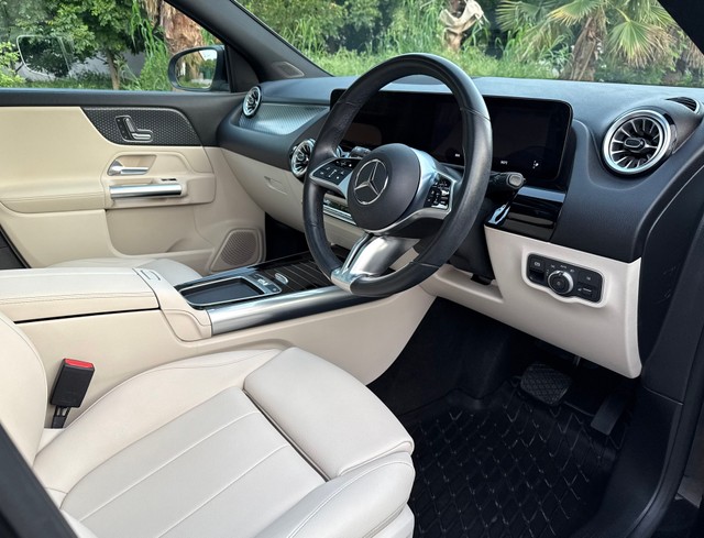 Second-hand 2024 Mercedes-Benz GLA 200 for sale in New Delhi-13