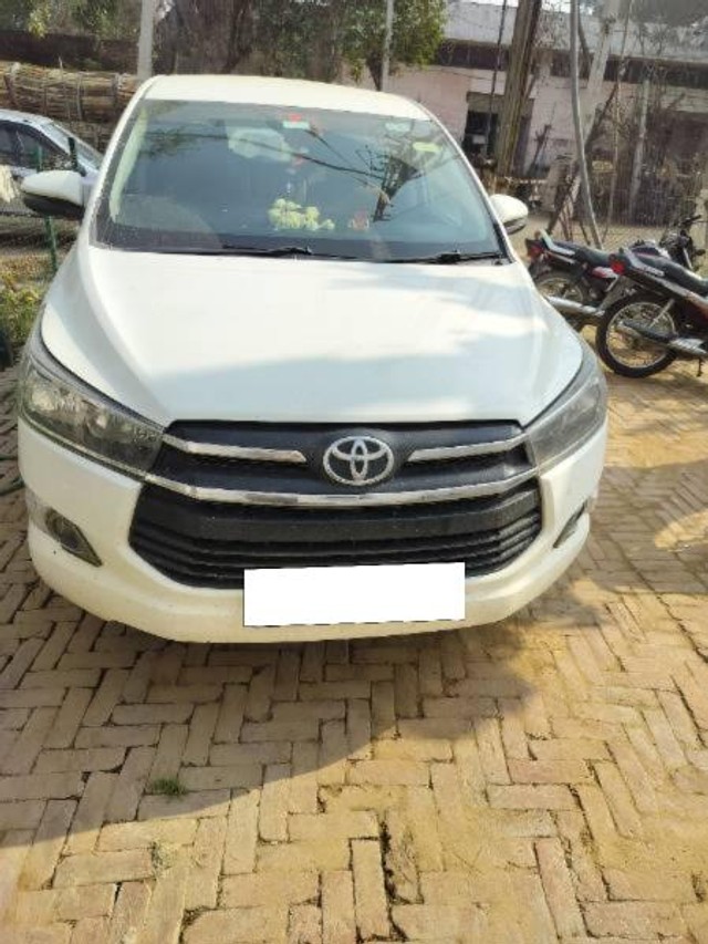 Second-hand 2018 Toyota Innova Crysta 2.4 GX MT BSIV for sale in Barnala-1