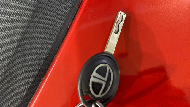 Second-hand 2020 Tata Tiago XE BSVI for sale in Kolkata-21