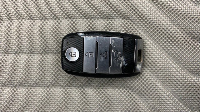 Second-hand 2020 Kia Sonet HTX Turbo iMT BSVI for sale in Kochi-21