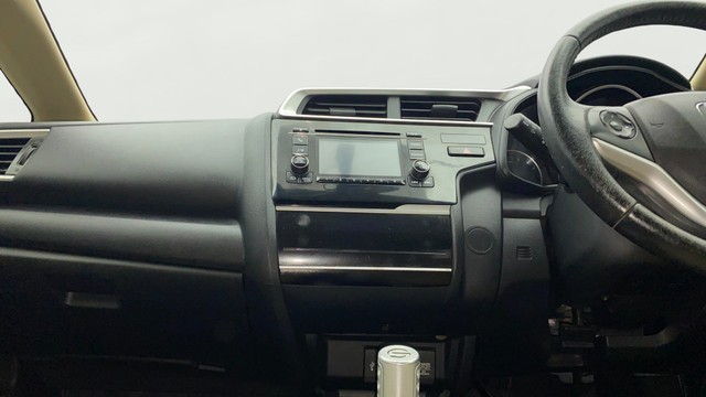 Second-hand 2016 Honda Jazz 1.2 V i VTEC for sale in Kochi-22