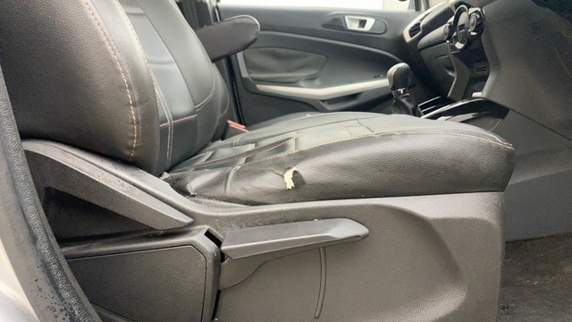 Second-hand 2016 Ford Ecosport 1.5 TDCi Titanium BSIV for sale in Hyderabad-18