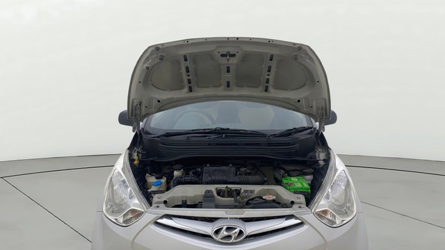 Second-hand 2015 Hyundai EON Era Plus for sale in Ahmedabad-9