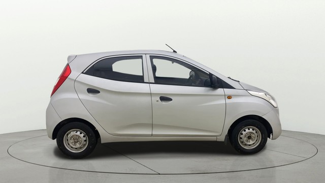 Second-hand 2015 Hyundai EON Era Plus for sale in Ahmedabad-1