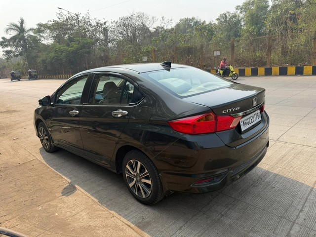Second-hand 2018 Honda City i-VTEC CVT V for sale in Mumbai-3