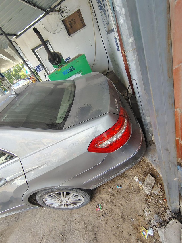 Second-hand 2011 Mercedes-Benz E-Class E250 CDI Elegance for sale in Jodhpur-2