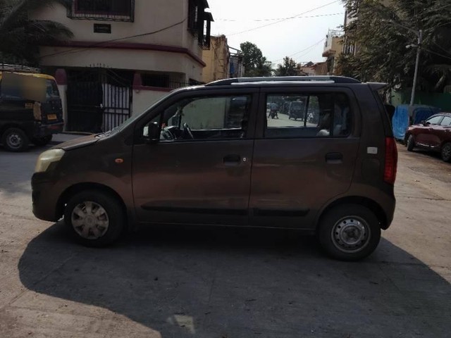 Second-hand 2016 Maruti Suzuki Wagon R LXI BS IV for sale in Mumbai-4