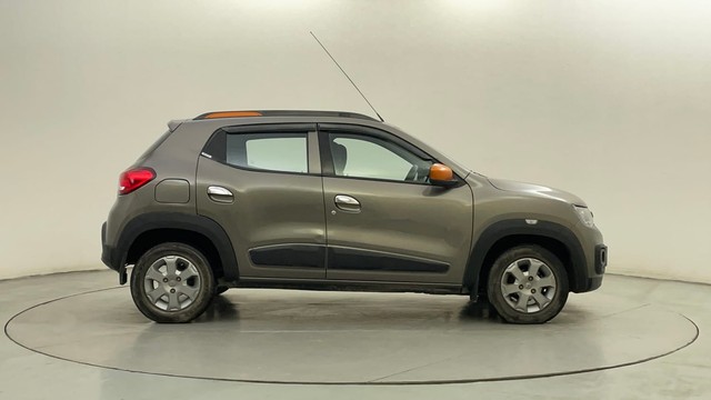 Second-hand 2019 Renault KWID Climber 1.0 MT for sale in Bangalore-2