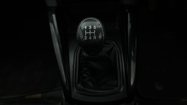 Second-hand 2014 Ford Ecosport 1.5 TDCi Titanium BSIV for sale in Mysore-12