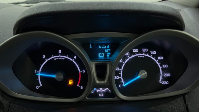 Second-hand 2014 Ford Ecosport 1.5 TDCi Titanium BSIV for sale in Mysore-13