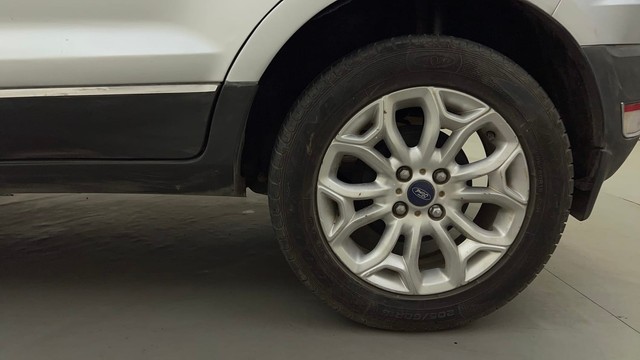 Second-hand 2014 Ford Ecosport 1.5 TDCi Titanium BSIV for sale in Mysore-19