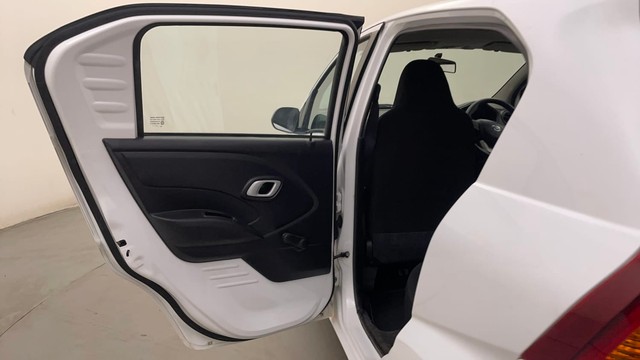 Second-hand 2019 Datsun RediGO AMT 1.0 S for sale in Bangalore-35