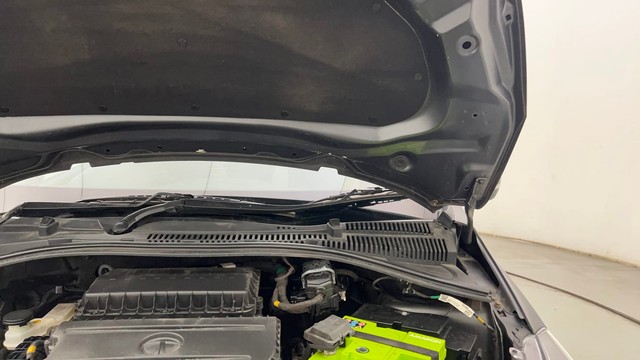 Second-hand 2021 Tata Tiago XZA AMT for sale in Thane-32