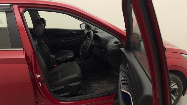 Second-hand 2021 Hyundai i20 Asta Turbo DCT for sale in Mumbai-15