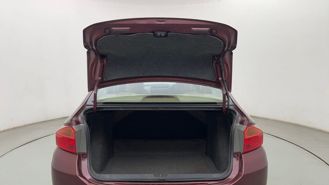 Second-hand 2018 Honda City VX CVT for sale in Mumbai-24