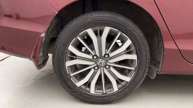 Second-hand 2018 Honda City VX CVT for sale in Mumbai-18