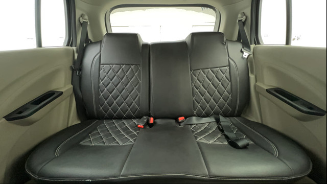 Second-hand 2016 Maruti Suzuki Celerio VXI AMT for sale in Ahmedabad-32