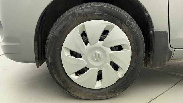 Second-hand 2016 Maruti Suzuki Celerio VXI AMT for sale in Ahmedabad-20