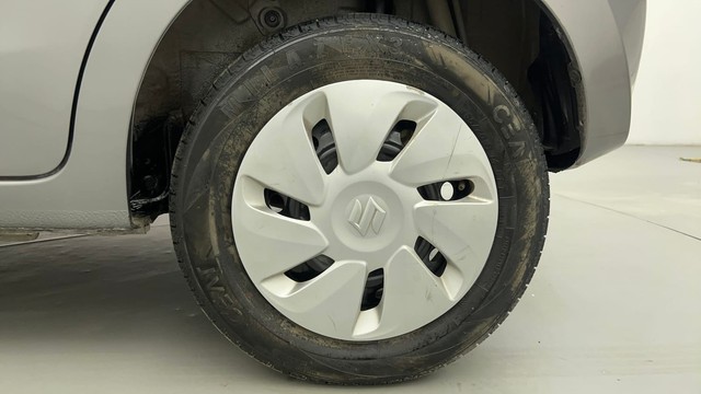 Second-hand 2016 Maruti Suzuki Celerio VXI AMT for sale in Ahmedabad-19