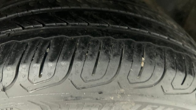 Second-hand 2015 Volkswagen Polo Petrol Comfortline 1.2L for sale in Ahmedabad-23