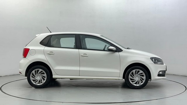 Second-hand 2015 Volkswagen Polo Petrol Comfortline 1.2L for sale in Ahmedabad-2