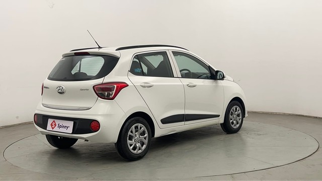 Second-hand 2018 Hyundai Grand i10 1.2 Kappa Sportz BSIV for sale in Chandigarh-3