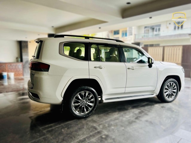 Second-hand 2023 Toyota Land Cruiser 300 ZX for sale in New Delhi-1