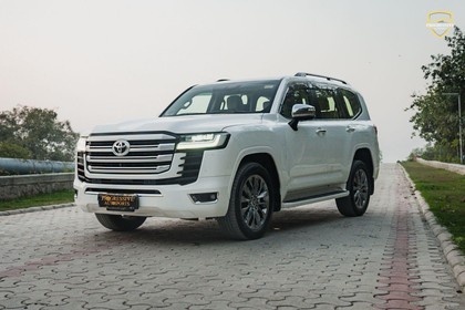 Second-hand 2023 Toyota Land Cruiser 300 ZX for sale in New Delhi