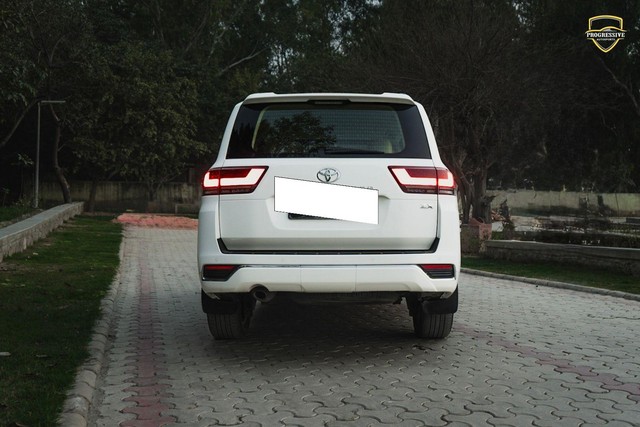 Second-hand 2023 Toyota Land Cruiser 300 ZX for sale in New Delhi-1