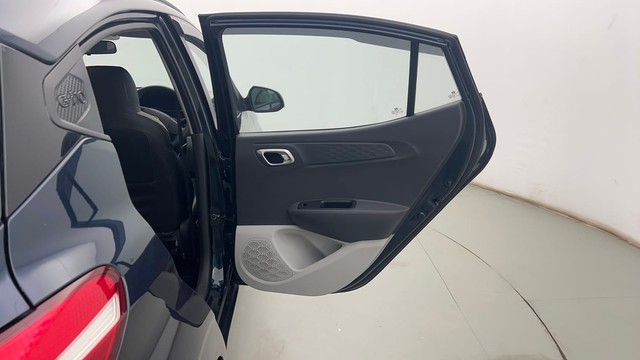 Second-hand 2022 Hyundai Grand i10 1.2 Kappa Sportz BSIV for sale in Kolkata-36
