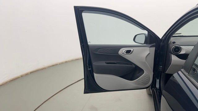 Second-hand 2022 Hyundai Grand i10 1.2 Kappa Sportz BSIV for sale in Kolkata-26