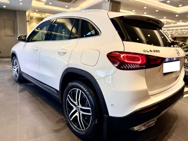 Second-hand 2022 Mercedes-Benz GLA 200 BSVI for sale in New Delhi-9